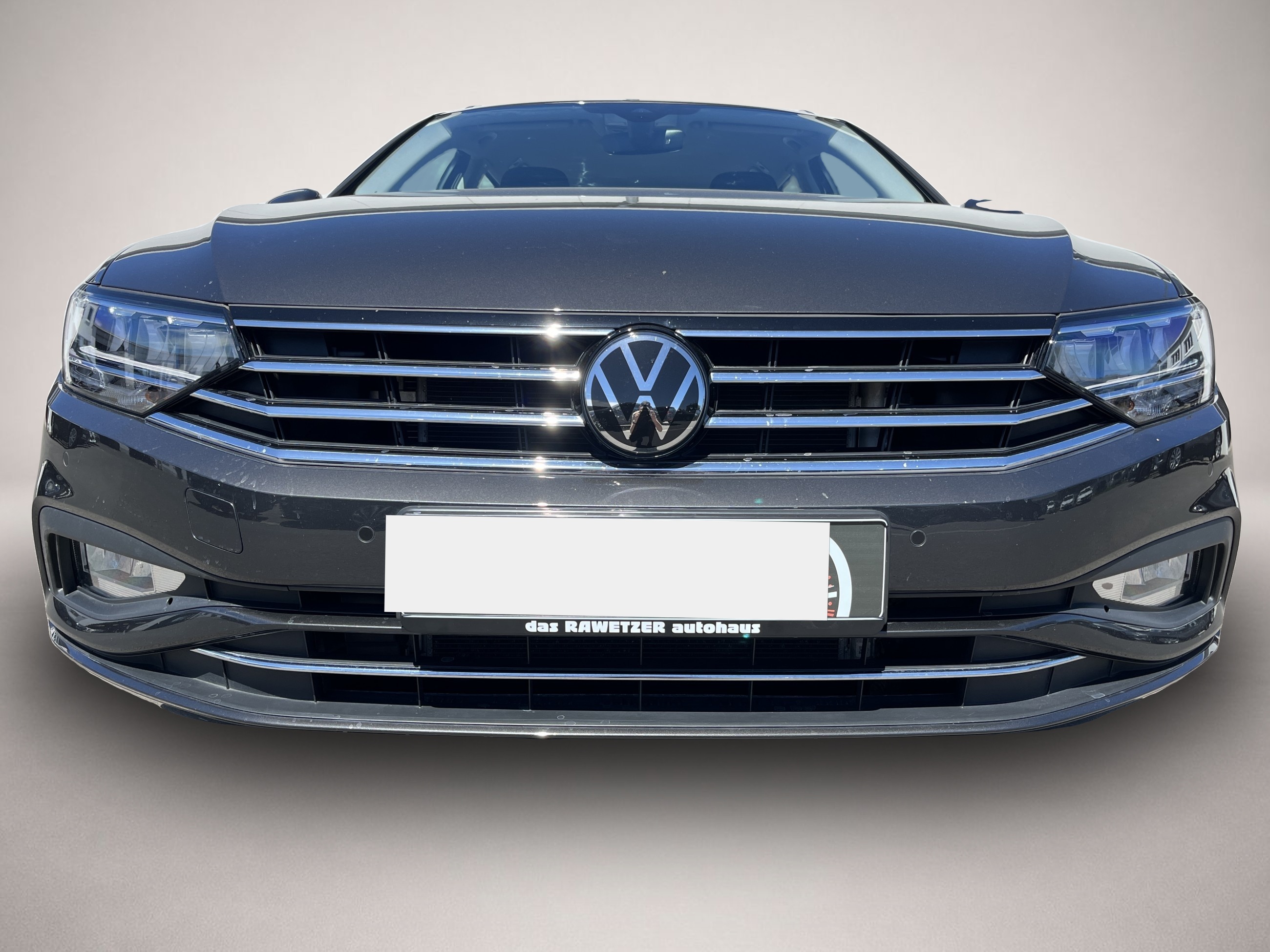 Fotografie 3 des Volkswagen Passat Variant 1.5 TSI Business AHK Navi TravelA