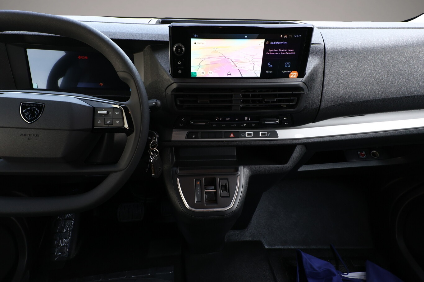 Bild 5 Peugeot Expert Kombi L3 9S LED AHK PrivG 2xKlima Nav Kam