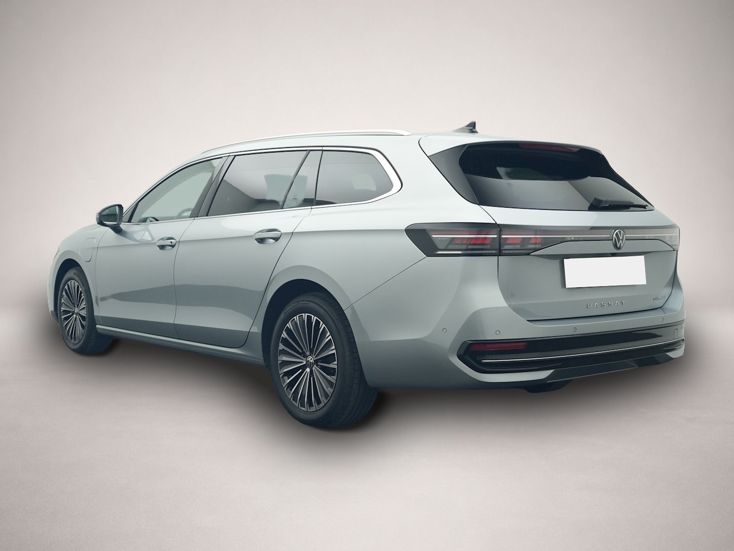Bild 3 Volkswagen Passat Variant 1.5 TSI DSG eHybrid Elegance AHK