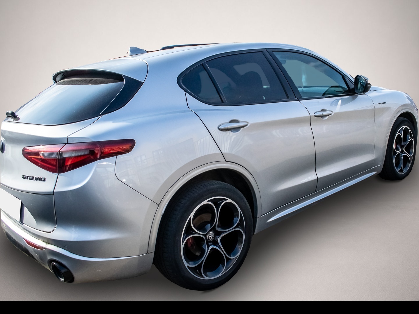 Bild 2 Alfa Romeo Stelvio Veloce Allrad AD El. Fondsitzverst. Navi