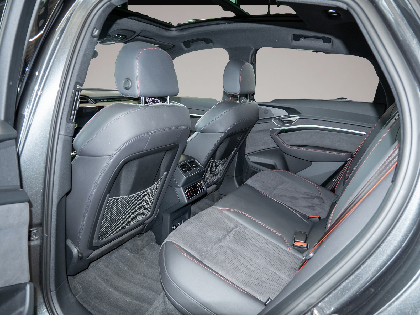 Bild 4 Audi Q8 e-tron