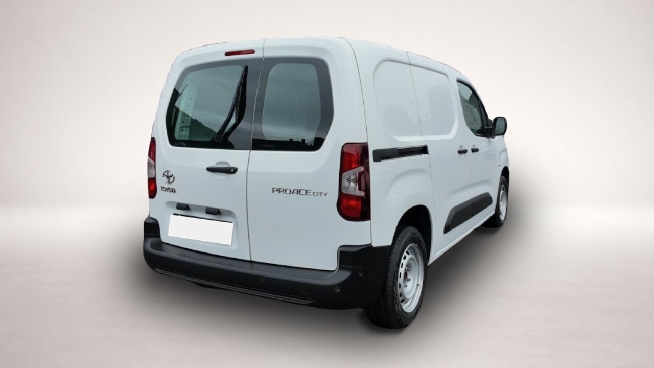 Fotografie 8 des Toyota Proace City 1.5 D-4D L1 /Navi 125,- im Monat
