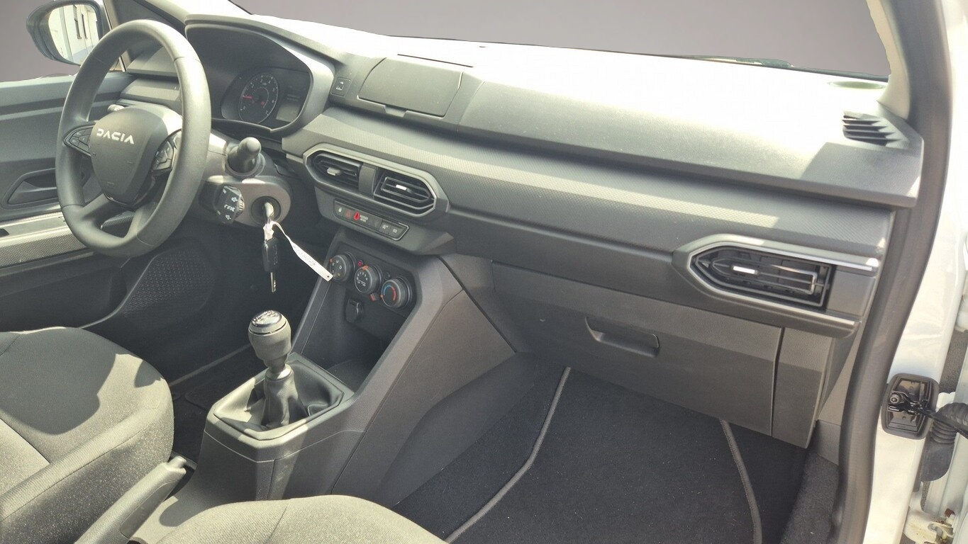 Bild 5 Dacia Sandero III 1.0 TCe 90 Essential LED Tempomat