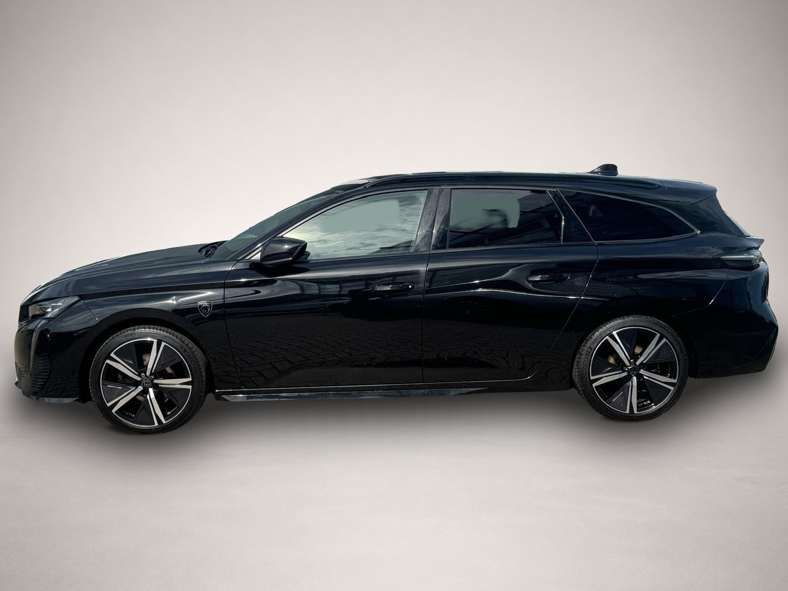 Fotografie des Peugeot 308 SW PureTech 130 1.2 Kombi GT Line