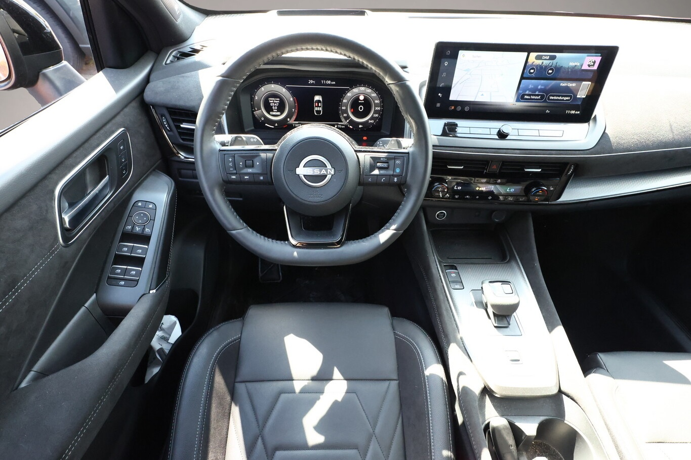 Fotografie 6 des Nissan Qashqai 1.3 DIG-T 158 MHEV Xtronic N-Design Pano