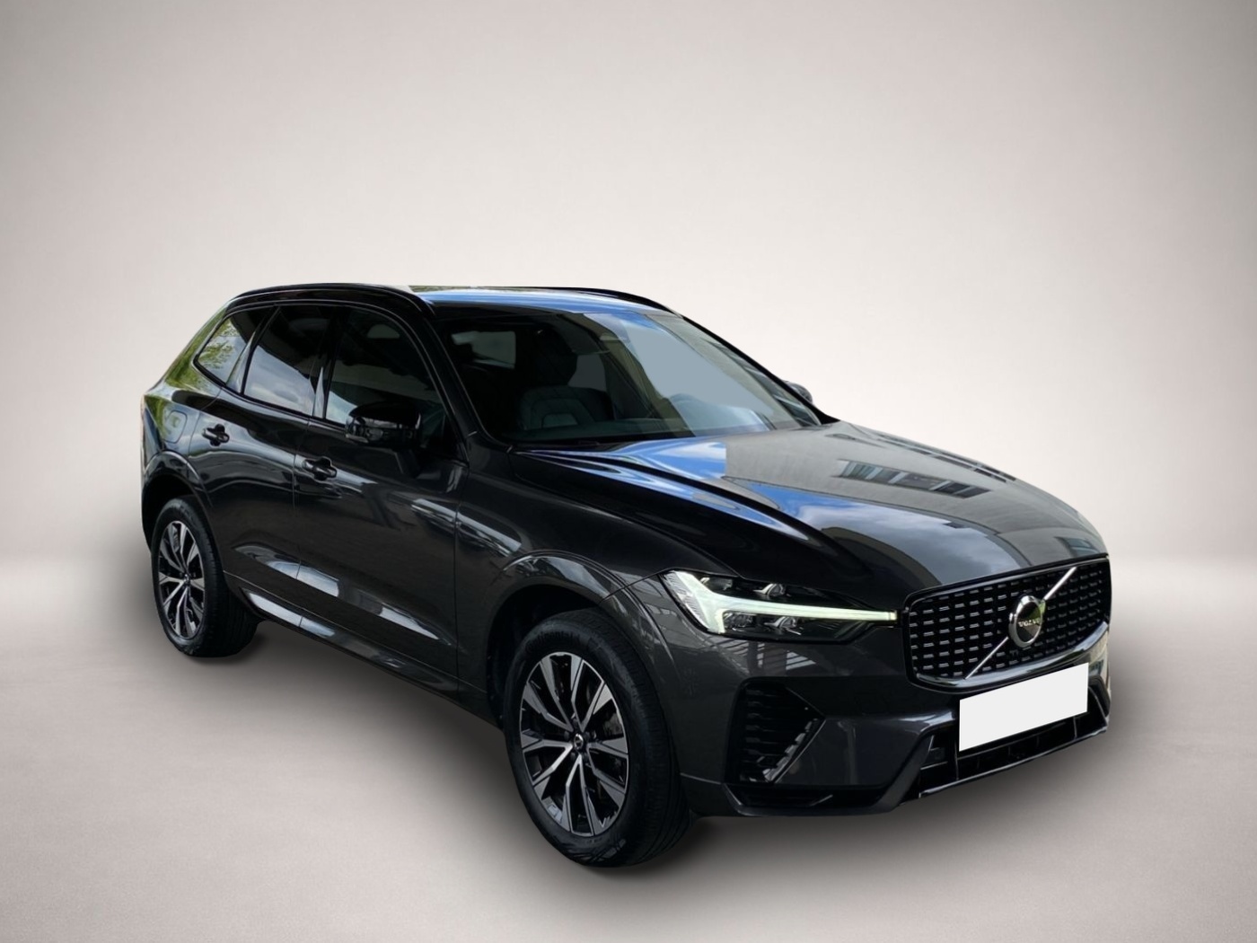 Bild 6 Volvo XC60 B4 (Diesel) Plus Dark LED+Navi+SHZ+Winterp.