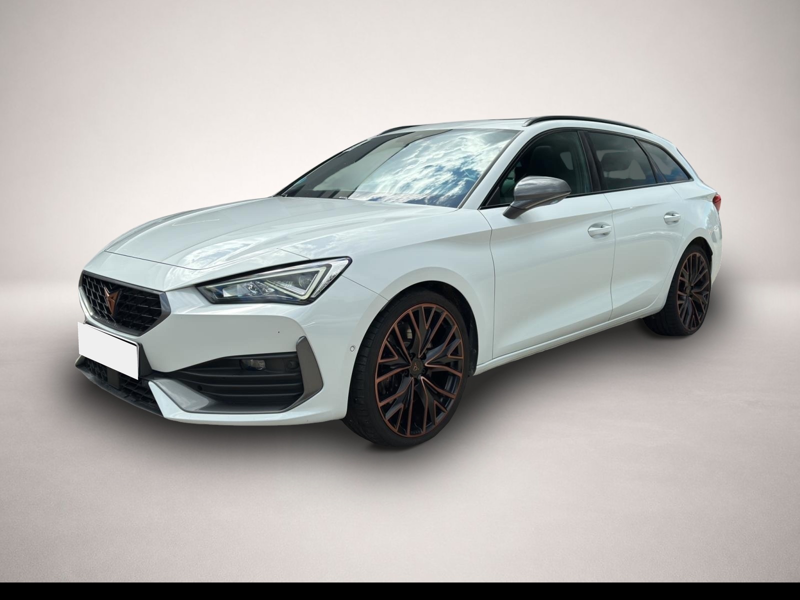 Fotografie Cupra Leon SP 2.0 TSI DSG 4Dr AB279EUR VZ PANO BEATS R