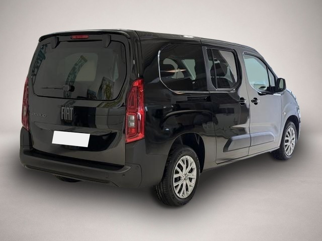 Bild 5 Fiat Doblo L2 1.5 MTJ 100k 6MT 75kW 7 Sitze (102PS) Tec...