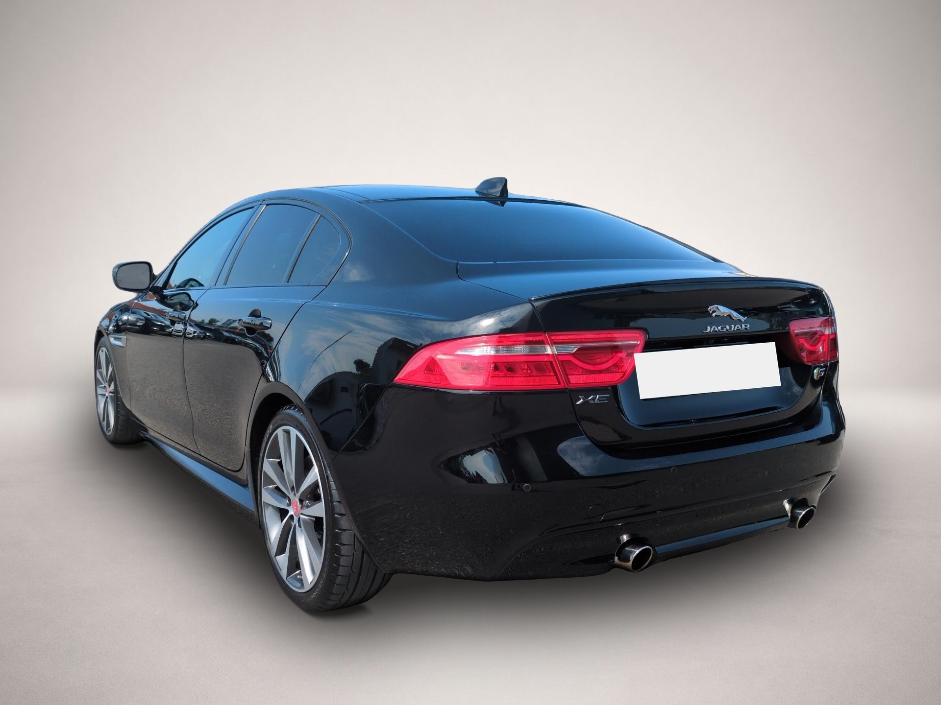 Bild 3 Jaguar XE 3.0 V6 S Schiebedach Park-P. Kamera Navi Xeno