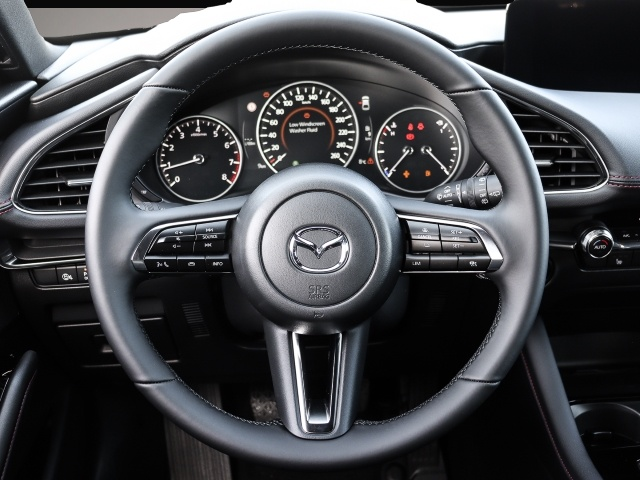 Bild 5 Mazda 3 Homura 2.5L e-SKYACTIV G 140PS 6MT FWD