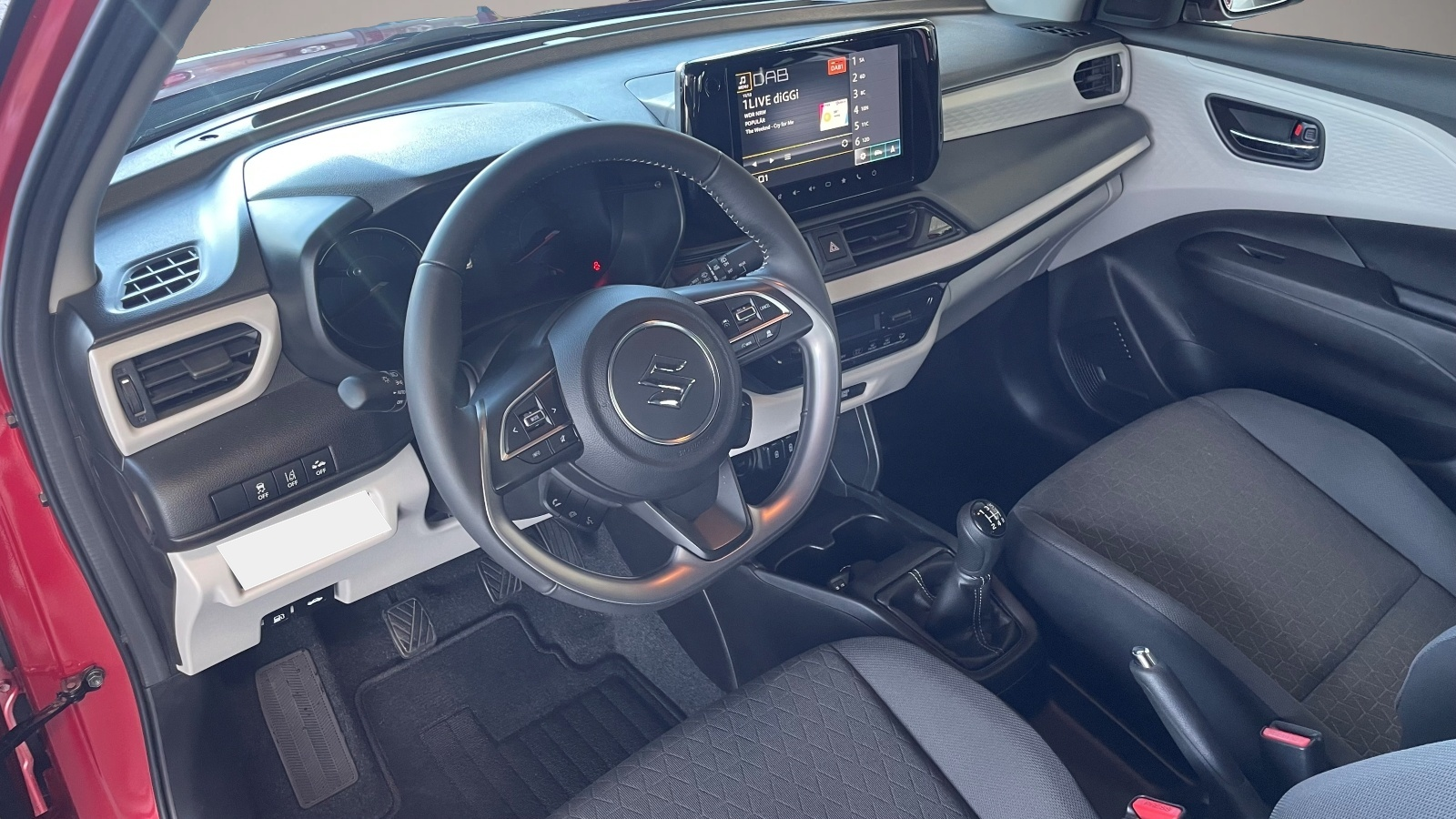 Bild 4 Suzuki Swift 1.2 Comfort LED NAVI AHK ACC Kamera SitzHZ
