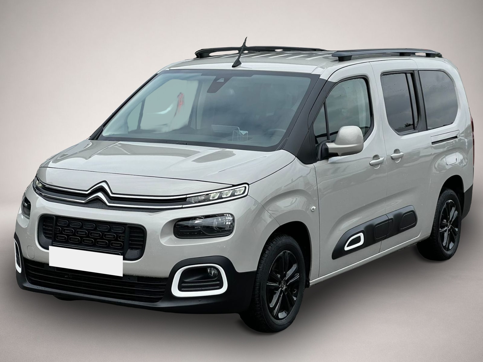 Fotografie 1 des Citroën Berlingo BlueHDi 130 XL Shine EAT8 AHK 8-fach LM