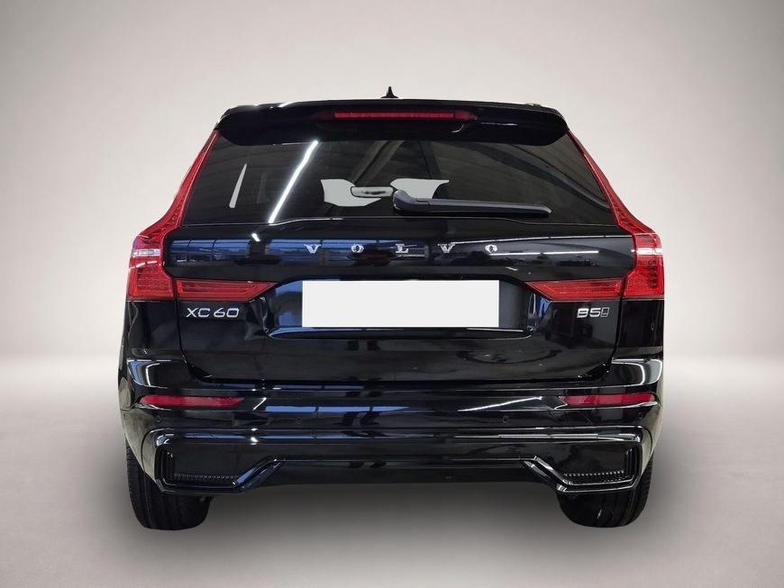 Fotografie des Volvo XC60 B5 B AWD Plus Dark Pano*360°View