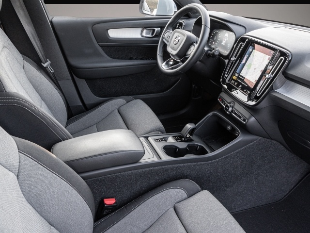 Bild 3 Volvo XC40 Core 2WD Navi Digitales Cockpit Soundsystem