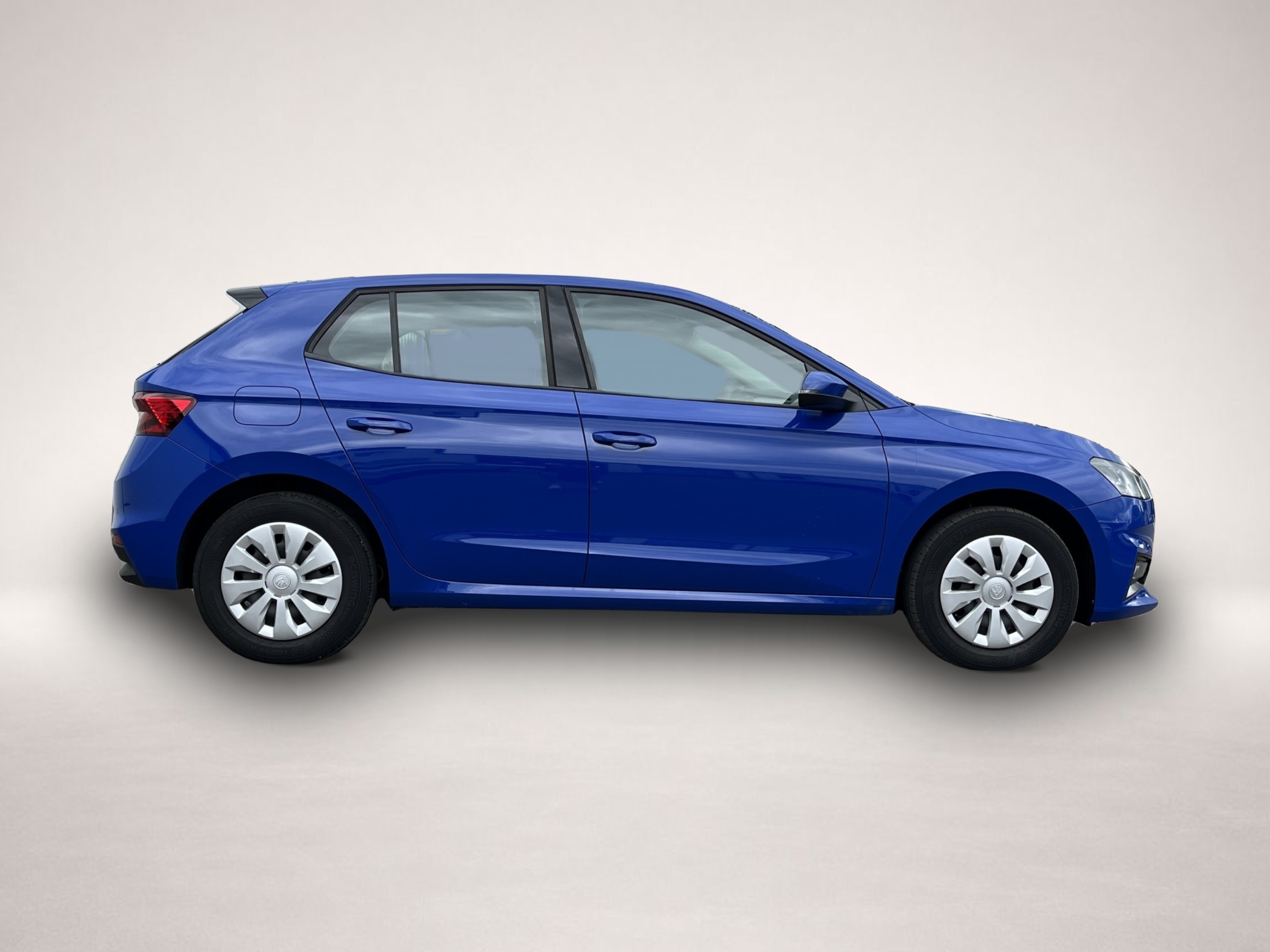 Bild 4 Skoda Fabia 1.0 Essence 87¤ m.20% Anz. LED PDC DAB