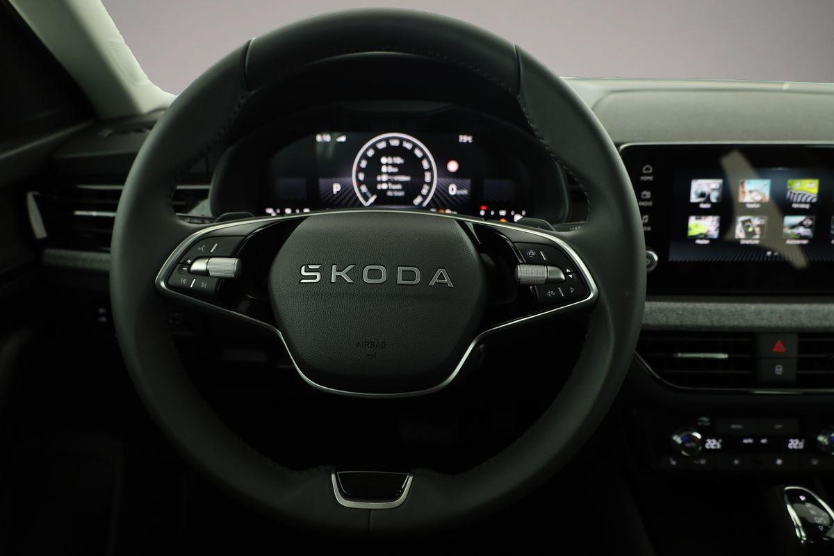 Skoda Kamiq Kamiq 1.5 TSI DSG Selection, LED, Kamera, Ladebo - Thumbnail 6