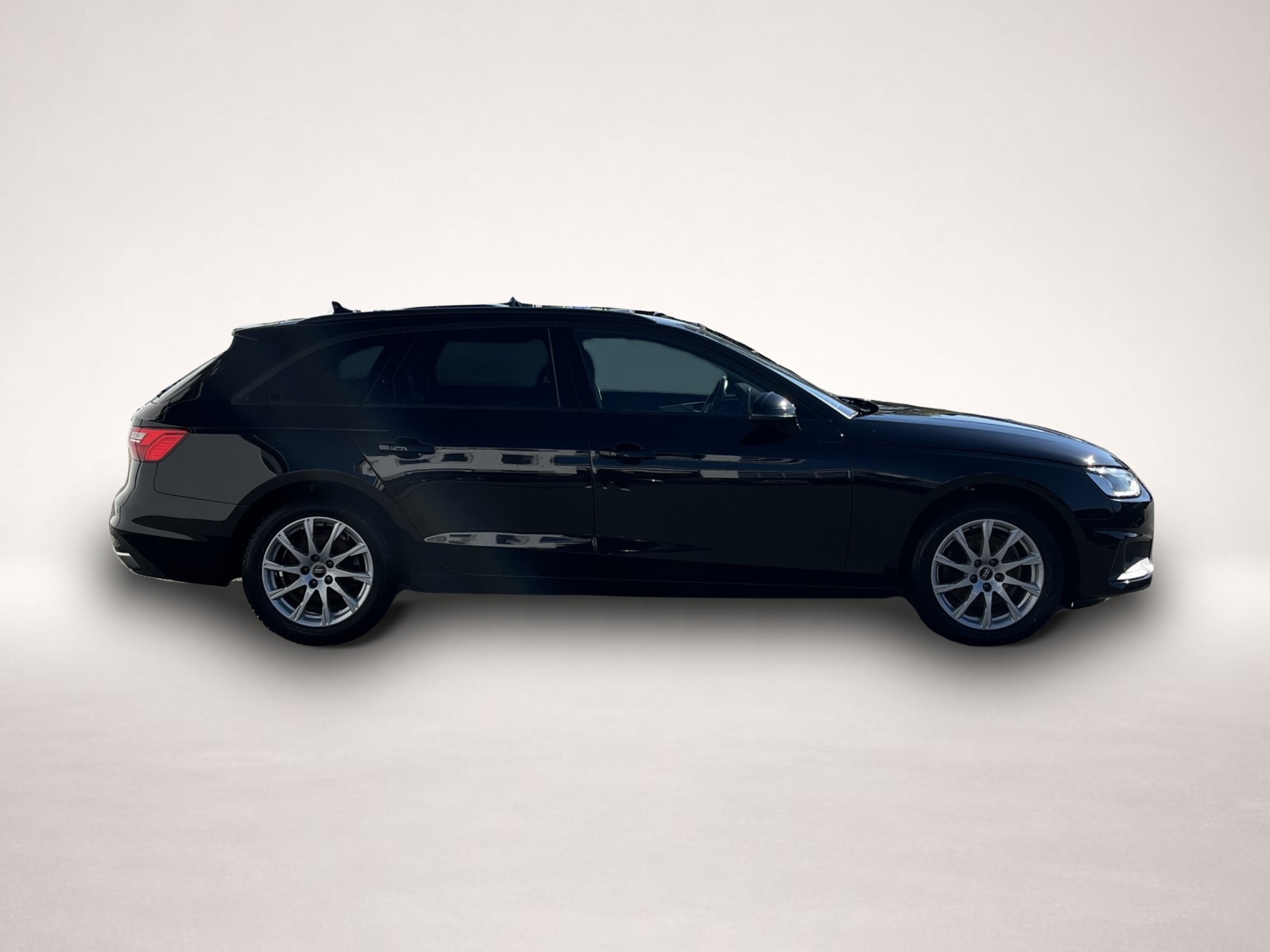 Fotografie 4 des Audi A4 Avant 35 2.0 TFSI S tronic 144¤ m.20% Anz. Na