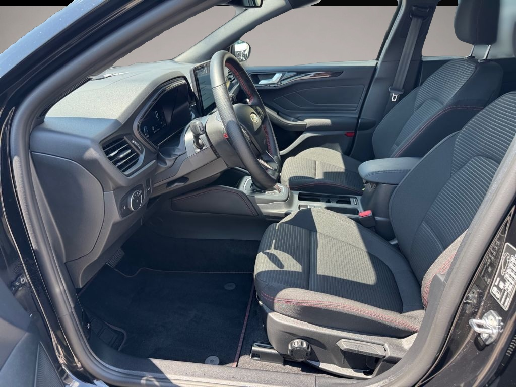 Bild 5 Ford Focus Turnier 1.0 EcoBoost Hybrid Aut. ST-LINE X