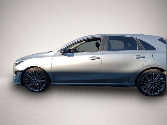 Bild 2 Kia cee'd / Ceed Cee'd 1.5T-GDI DCT7 GT-Line Navigation Kamera LH
