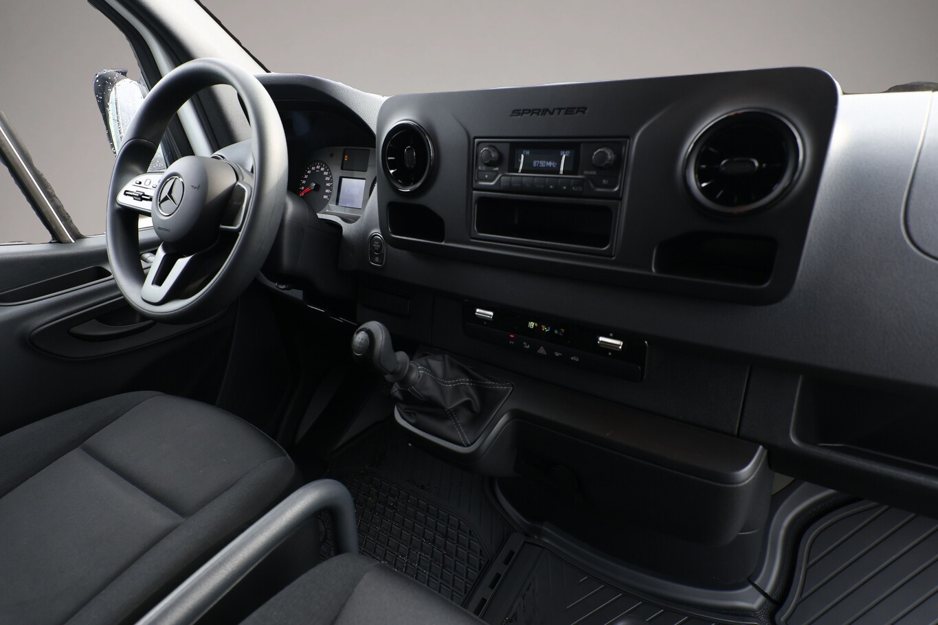 Fotografie 6 des Mercedes-Benz Sprinter III Kasten 317 CDI 170 3-S Klima L3H3