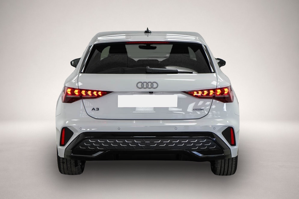 Fotografie 4 des Audi A3 Sportback 40 TFSI S-tronic quattro S-Li -LAG.