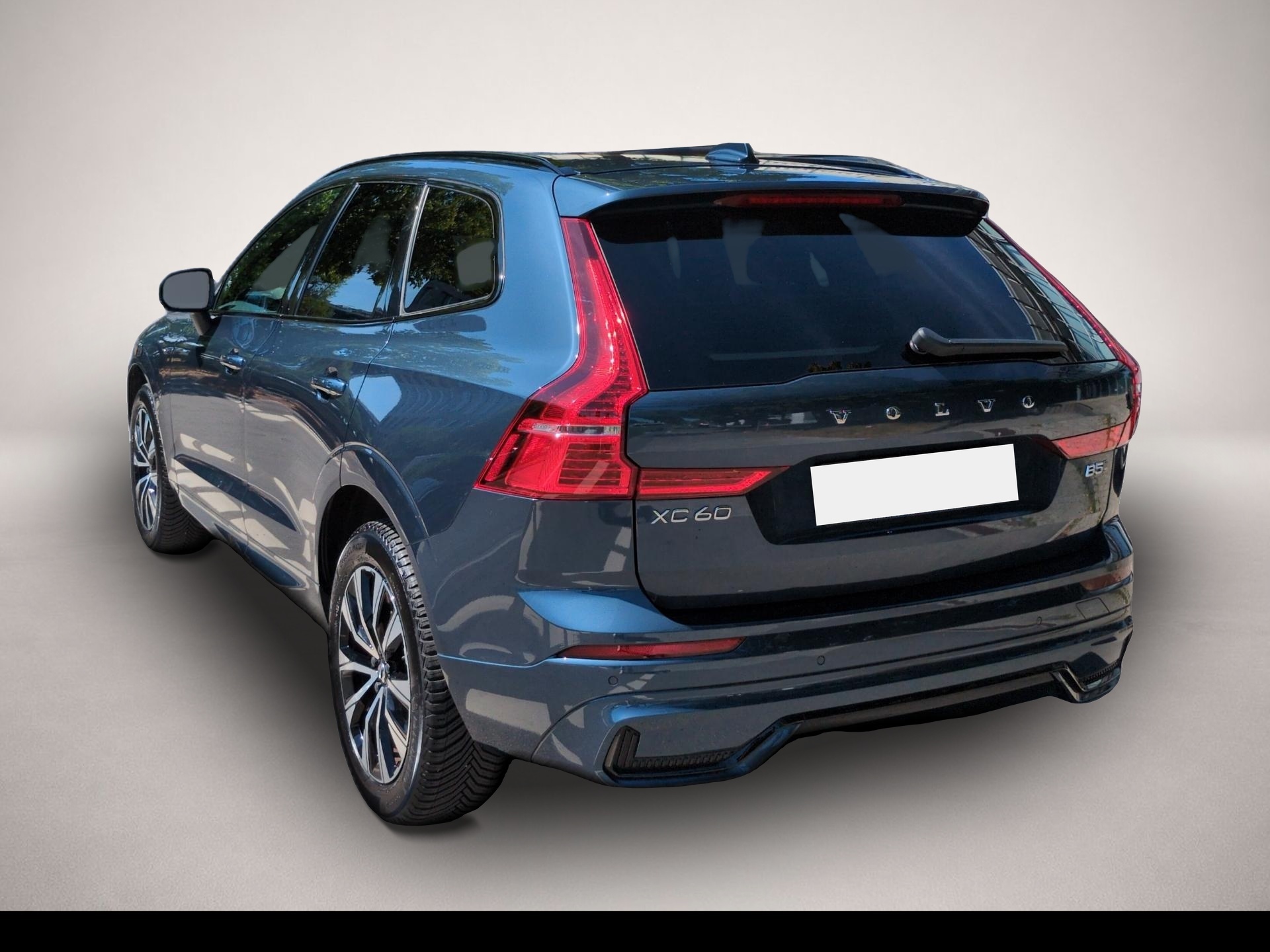 Bild 2 Volvo XC60 XC 60 Plus Dark AWD