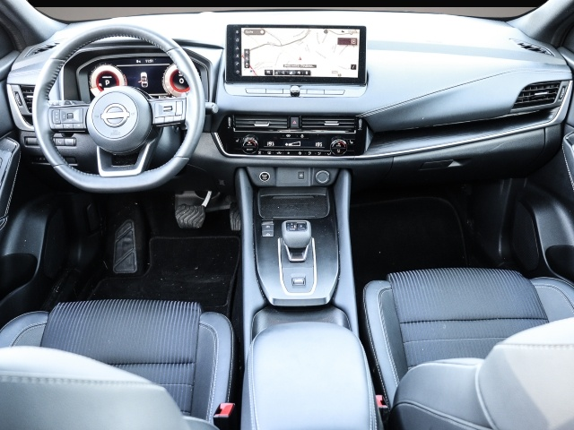 Bild 4 Nissan Qashqai Tekna HUD Panorama Navi 360 Kamera LED A
