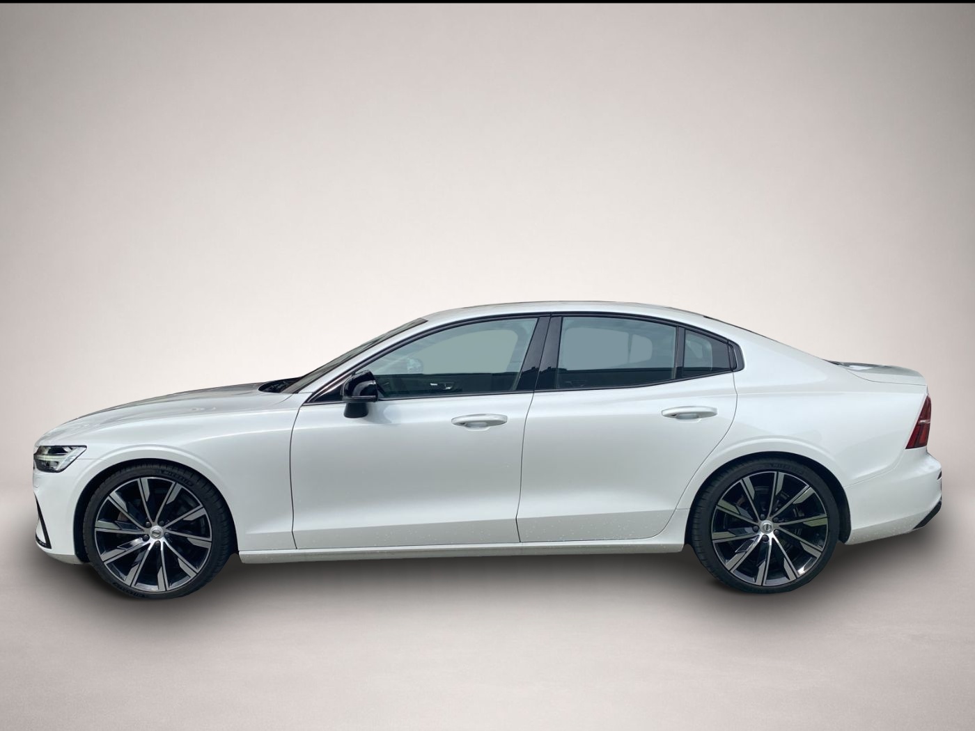 Bild 2 Volvo S60 Ultimate Dark FLA*ACC*HUD*4xSHZ*STH*LM