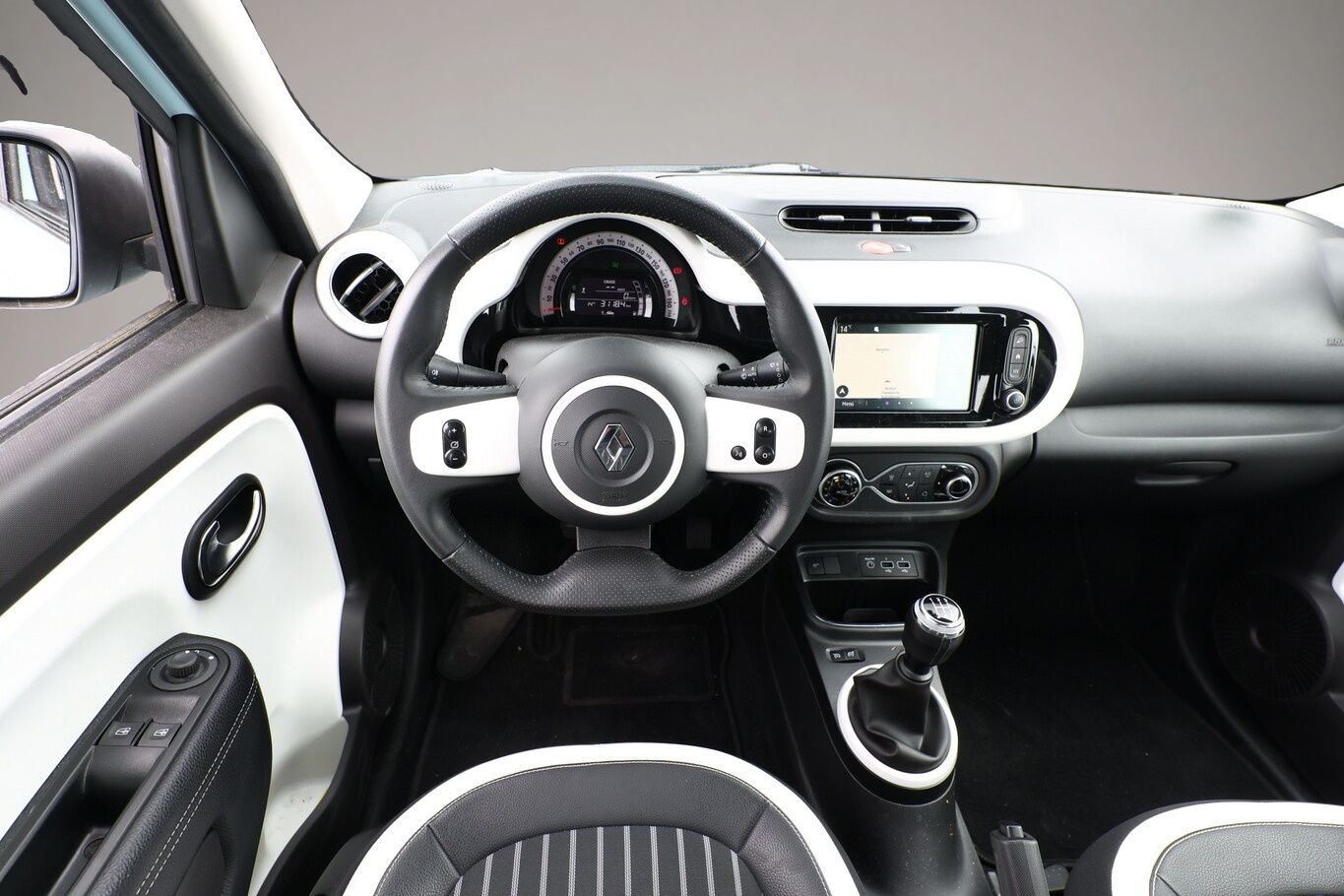 Fotografie 6 des Renault Twingo 1.0 SCe 65 Intens Faltdach Nav PDC Kam