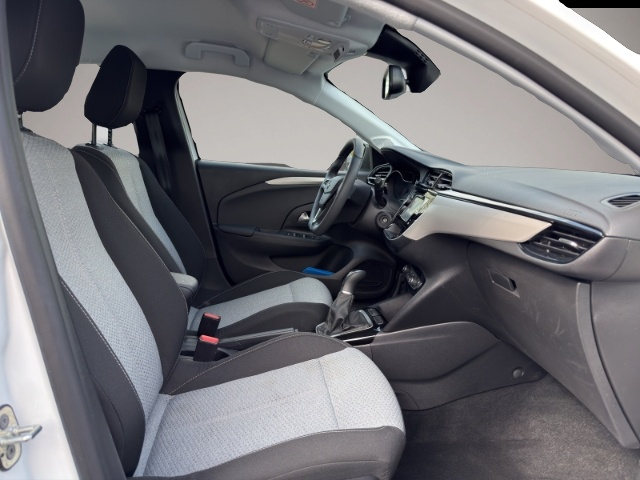 Bild 7 Opel Corsa Edition Spurhalteass. Verkehrszeichenerk.