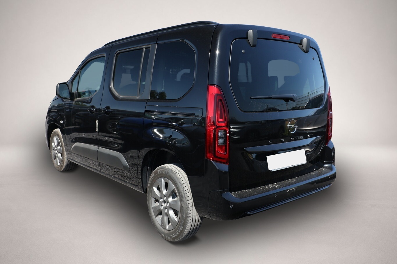 Bild 4 Opel Combo AT8 GS Nav10