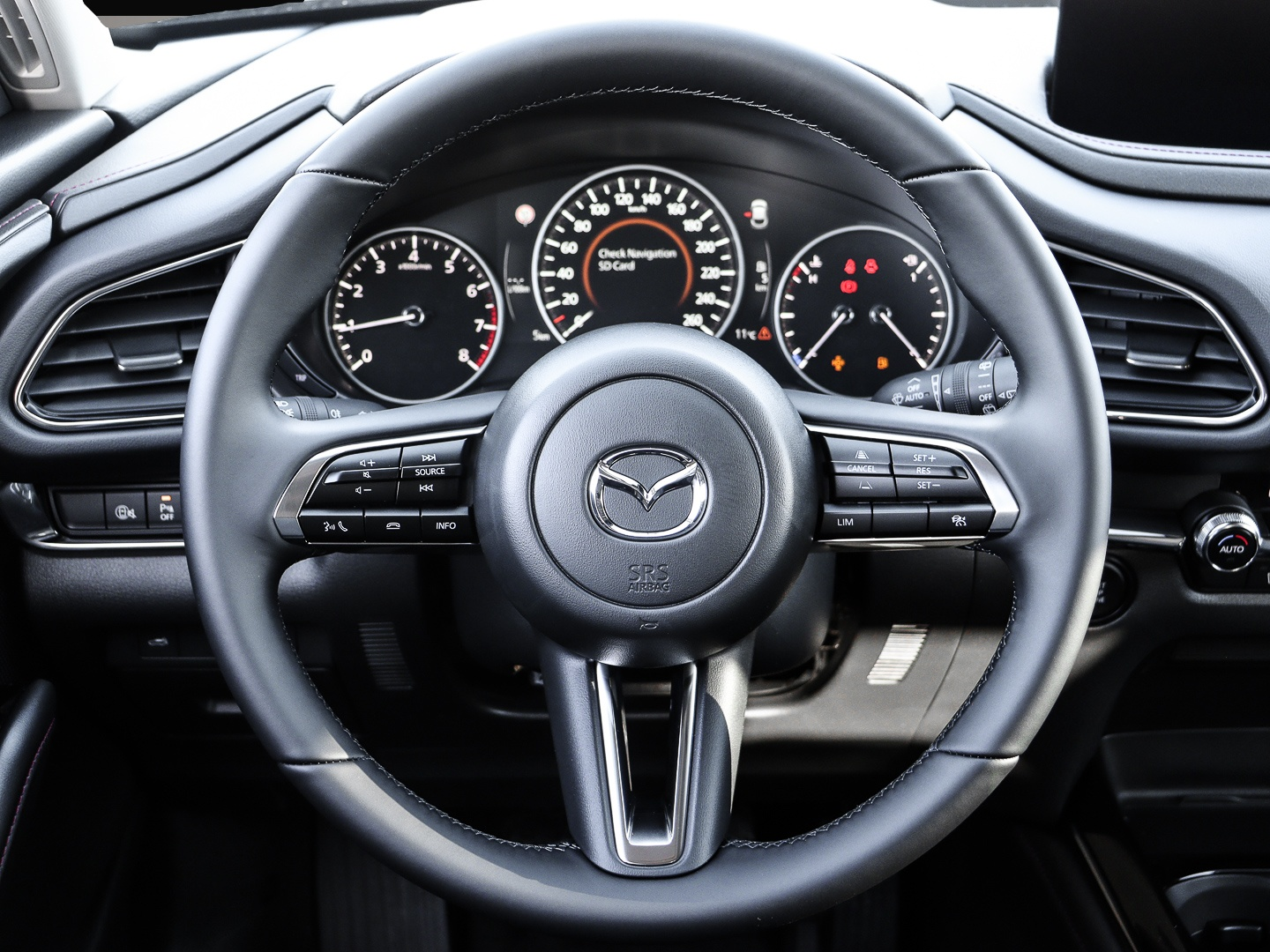 Bild 5 Mazda CX-30 Homura e-SKYACTIV G 140ps 2.5L 6MT FWD