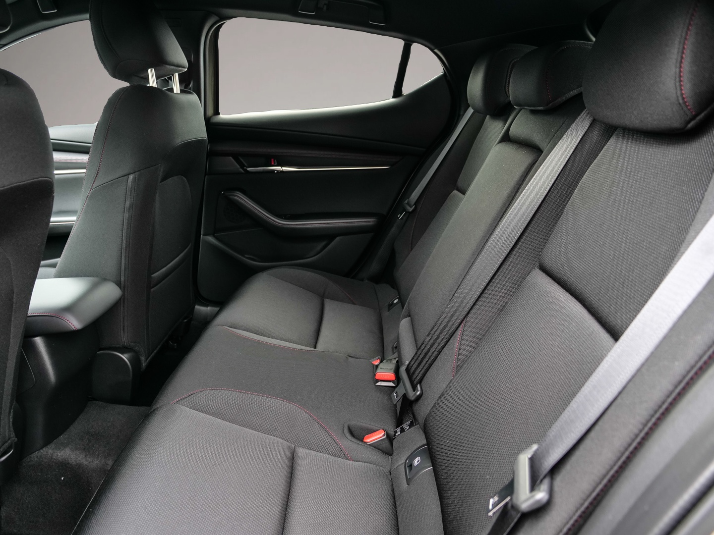 Bild 5 Mazda 3 2025 2.5L e-SKYACTIV G 140ps 6AT FWD Homura