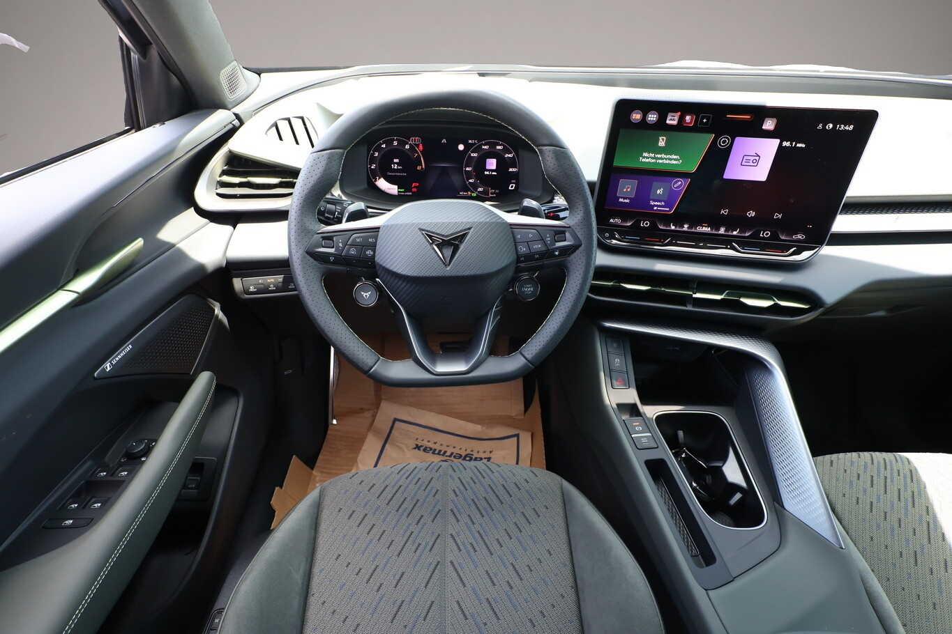Bild 6 Cupra Terramar DSG Tribe HeadUp 360° Sennh el.Hk ParkA