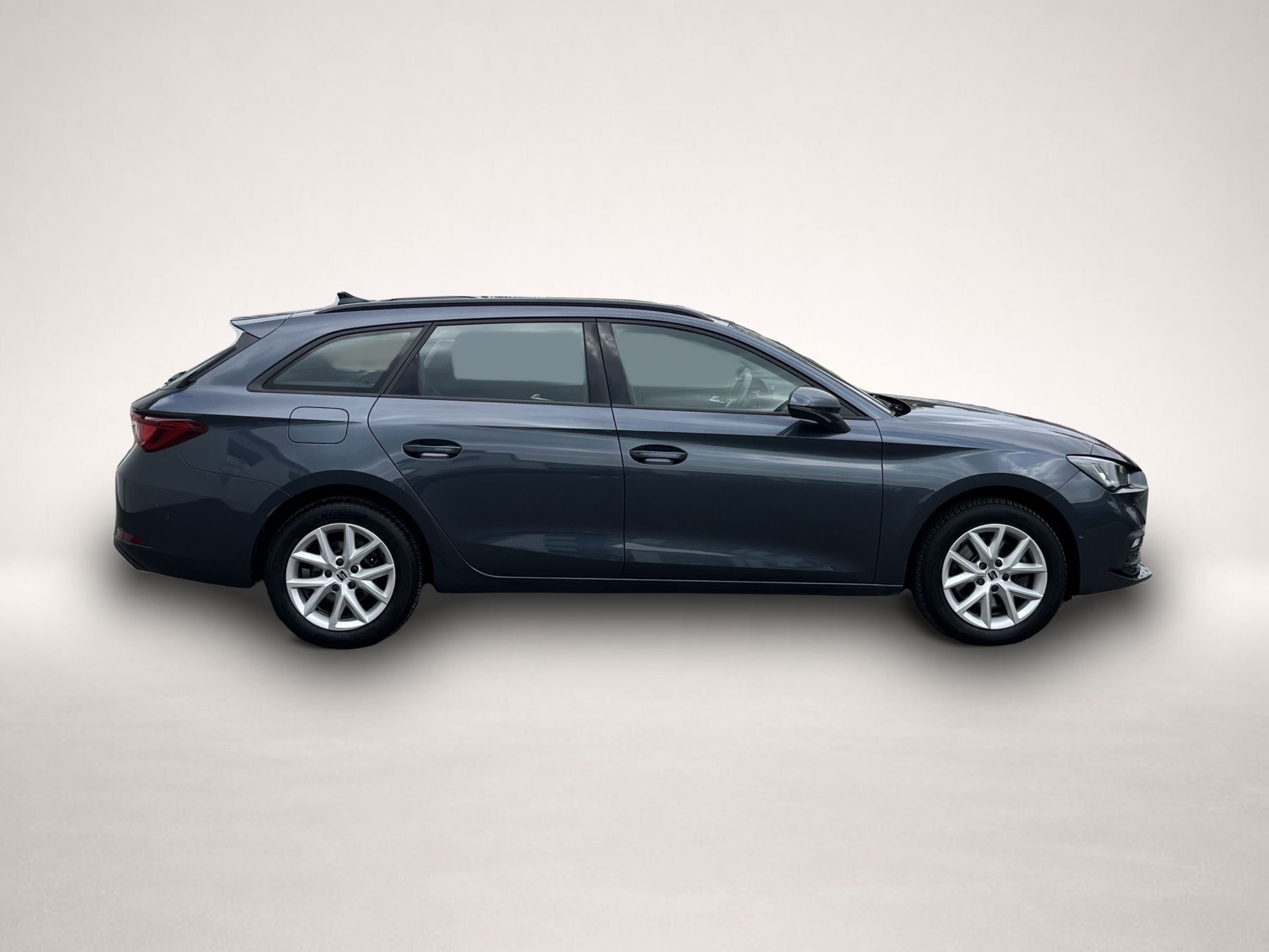 Fotografie des Seat Leon SP 2.0 TDI DSG Style AHK Navi LED Parklenk