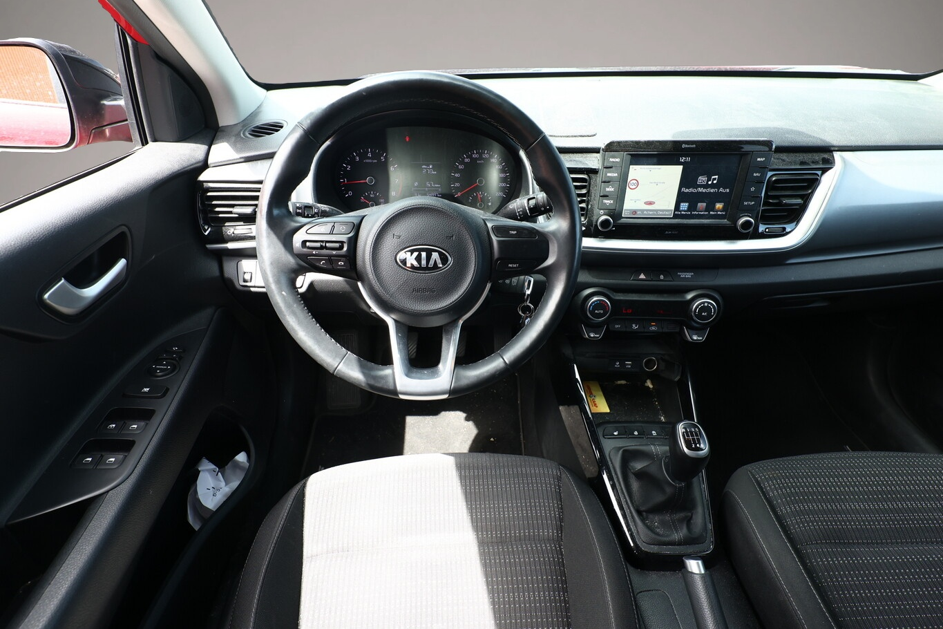 Bild 6 Kia Stonic 1.4 100 Vision Nav Kam PDC SHZ DAB 17Z