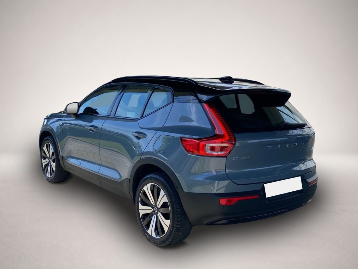 Bild 3 Volvo XC40 P8 Ultimate Recharge Pure Electric ACC+AHK