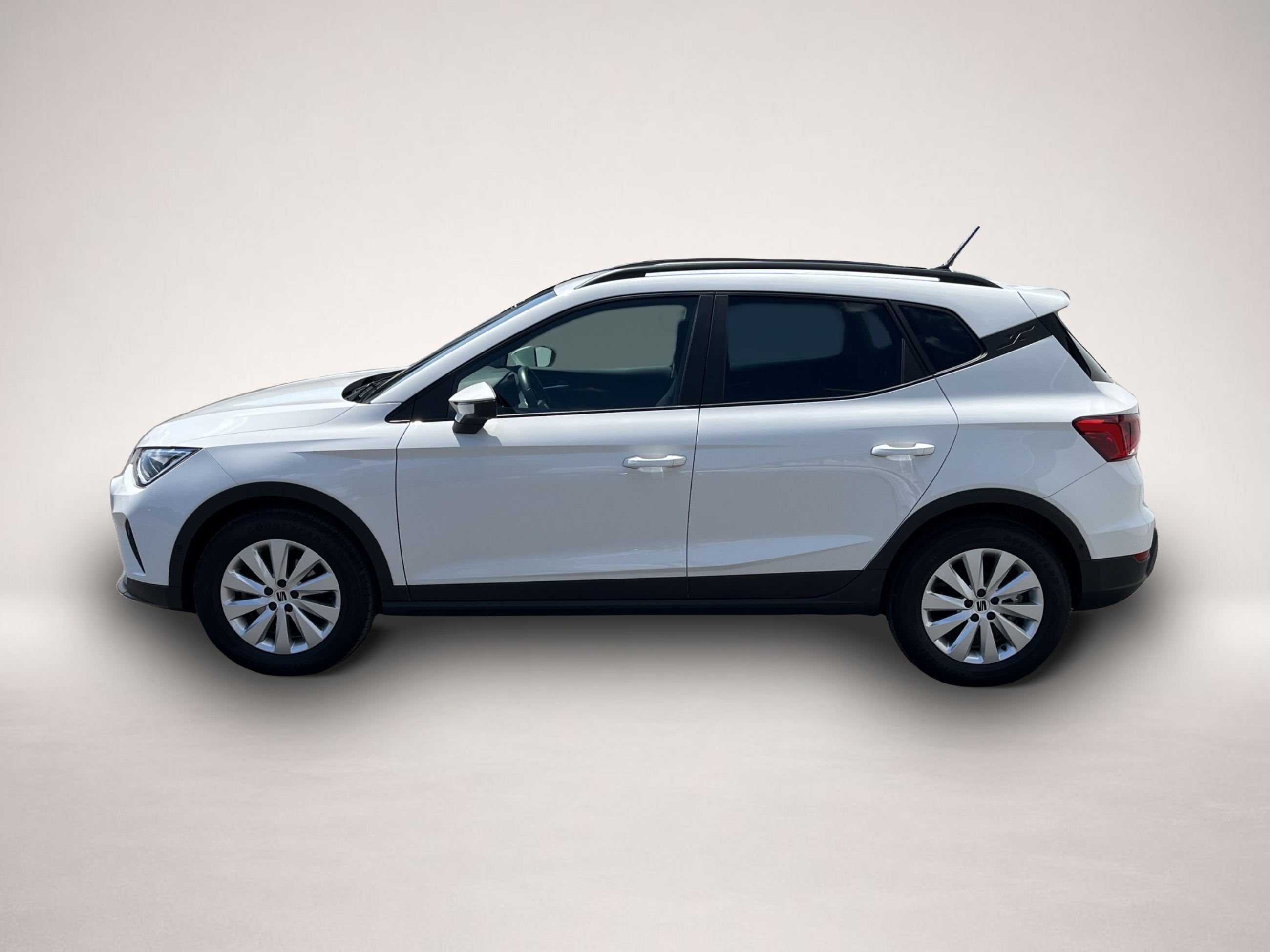 Bild 2 Seat Arona 1.0 TSI DSG Style Navi RFK ACC LED SHZ DAB