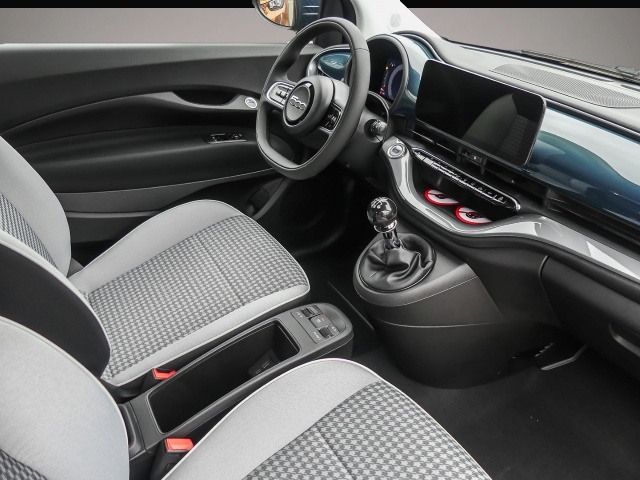 Bild 4 Fiat 500 Hybrid Torino LED Apple CarPlay Android Auto