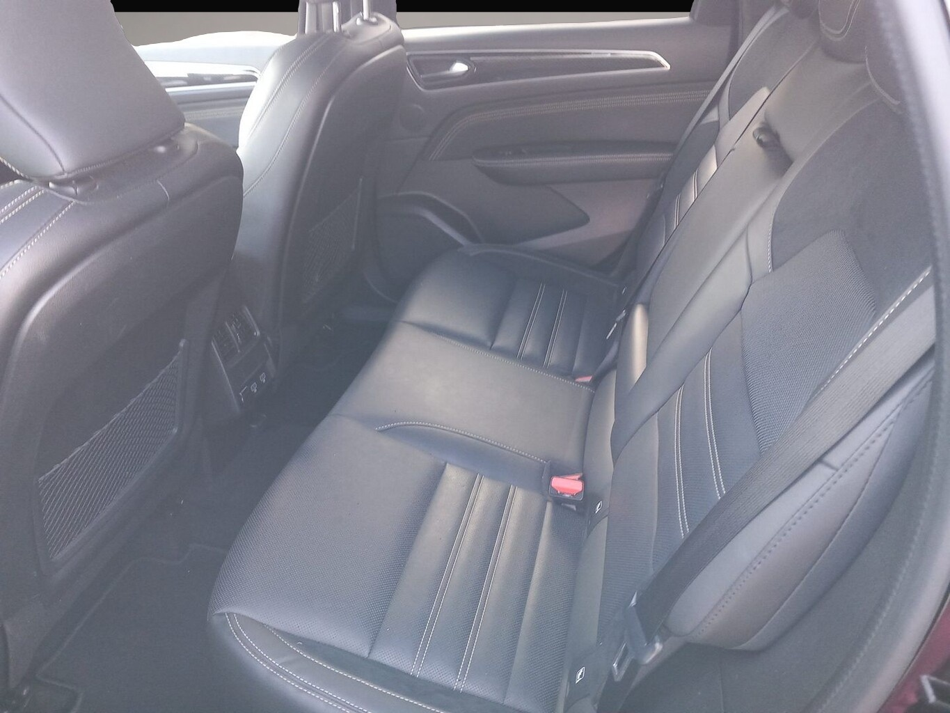 Bild 6 Renault Arkana 1.6 E-TECH 145 engineered SchiebeD Nav