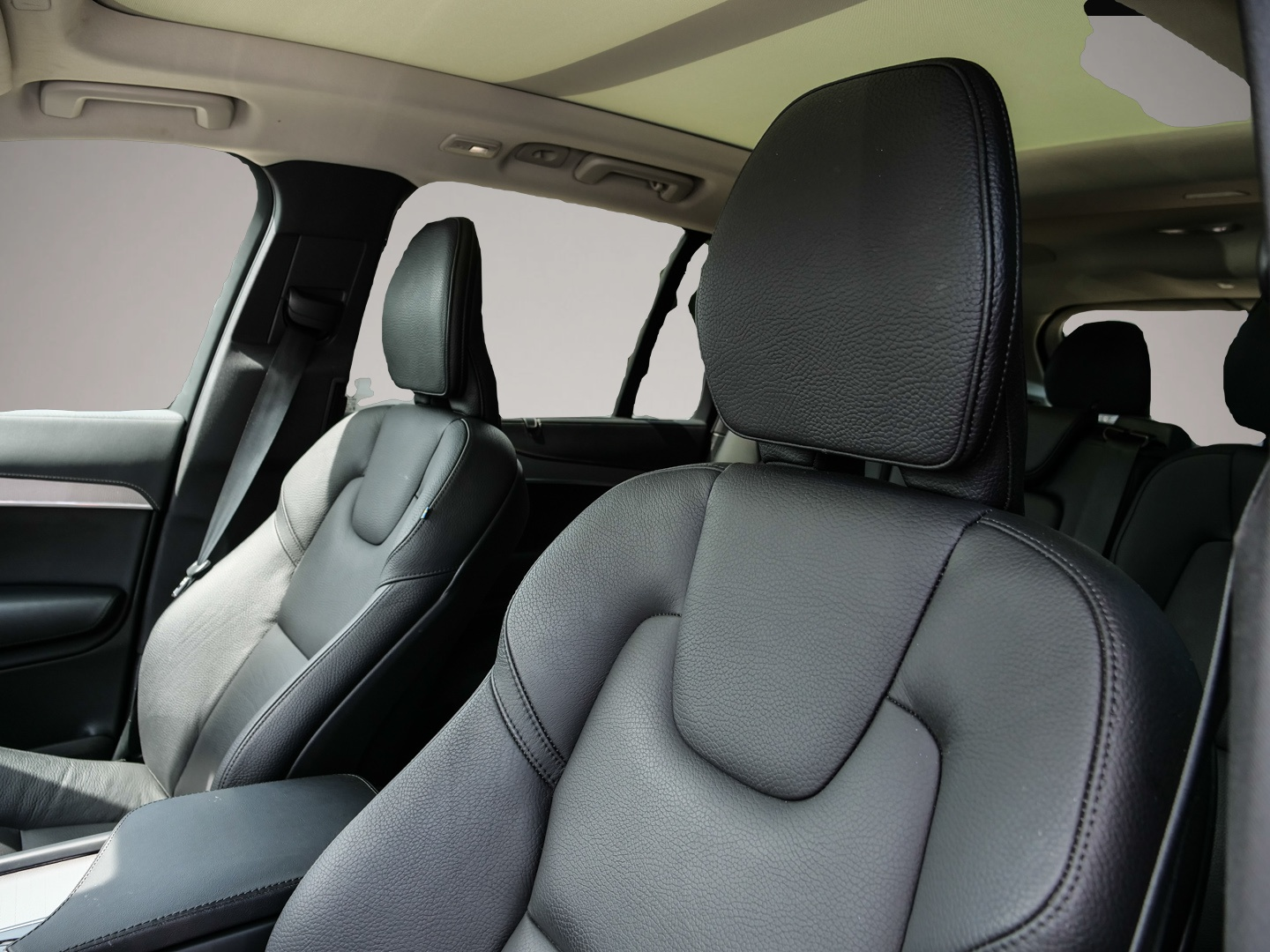 Bild 5 Volvo XC90 Plus Dark AWD 7-Sitzer StandHZG AHK El. Pan