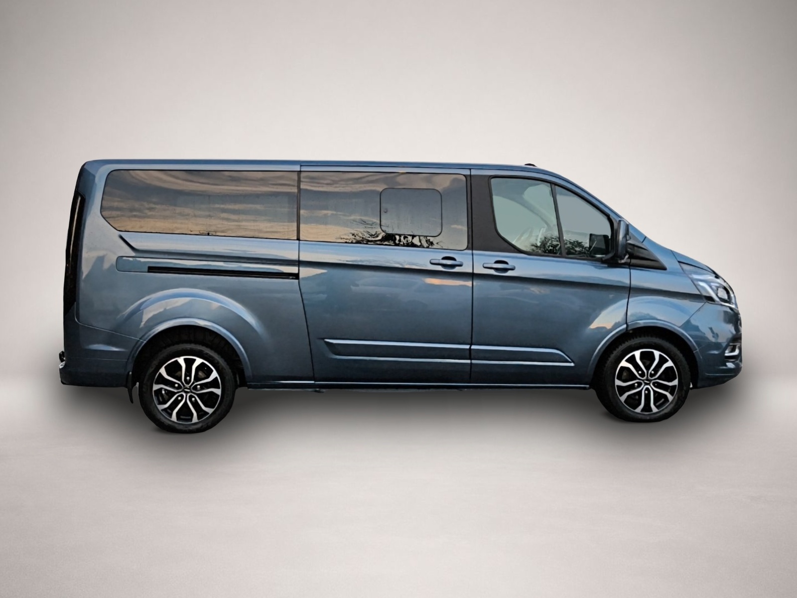 Bild 8 Ford Tourneo Custom 2.0 TDCi 320 L2 Tit.X AHK+NAVI+RF