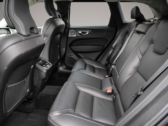 Bild 5 Volvo XC60 FACELIFT Ultra Dark AWD HUD AD Digitales Co