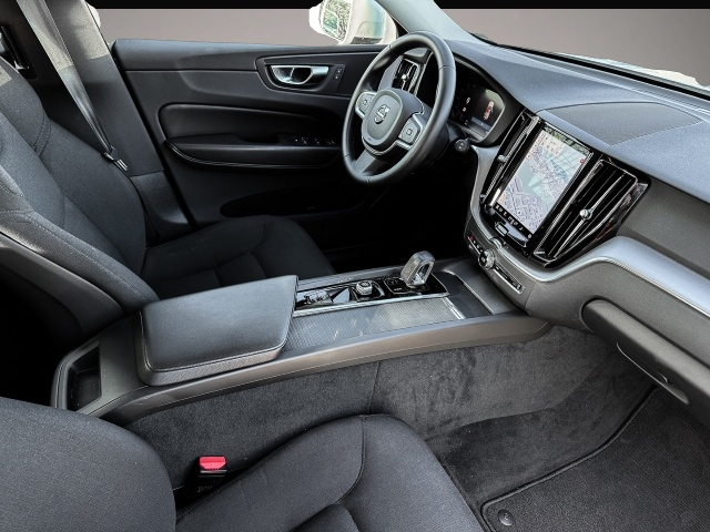 Bild 3 Volvo XC60 Momentum Pro 2WD AHK Digitales Cockpit Soun