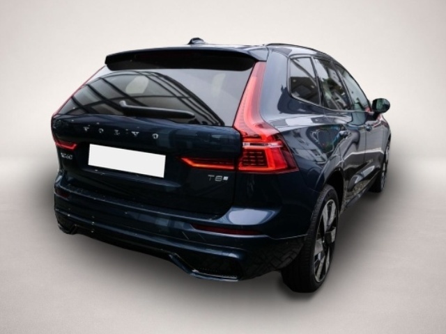 Fotografie 2 des Volvo XC60 Plus Dark Recharge Plug-In Hybrid AWD T8 Tw