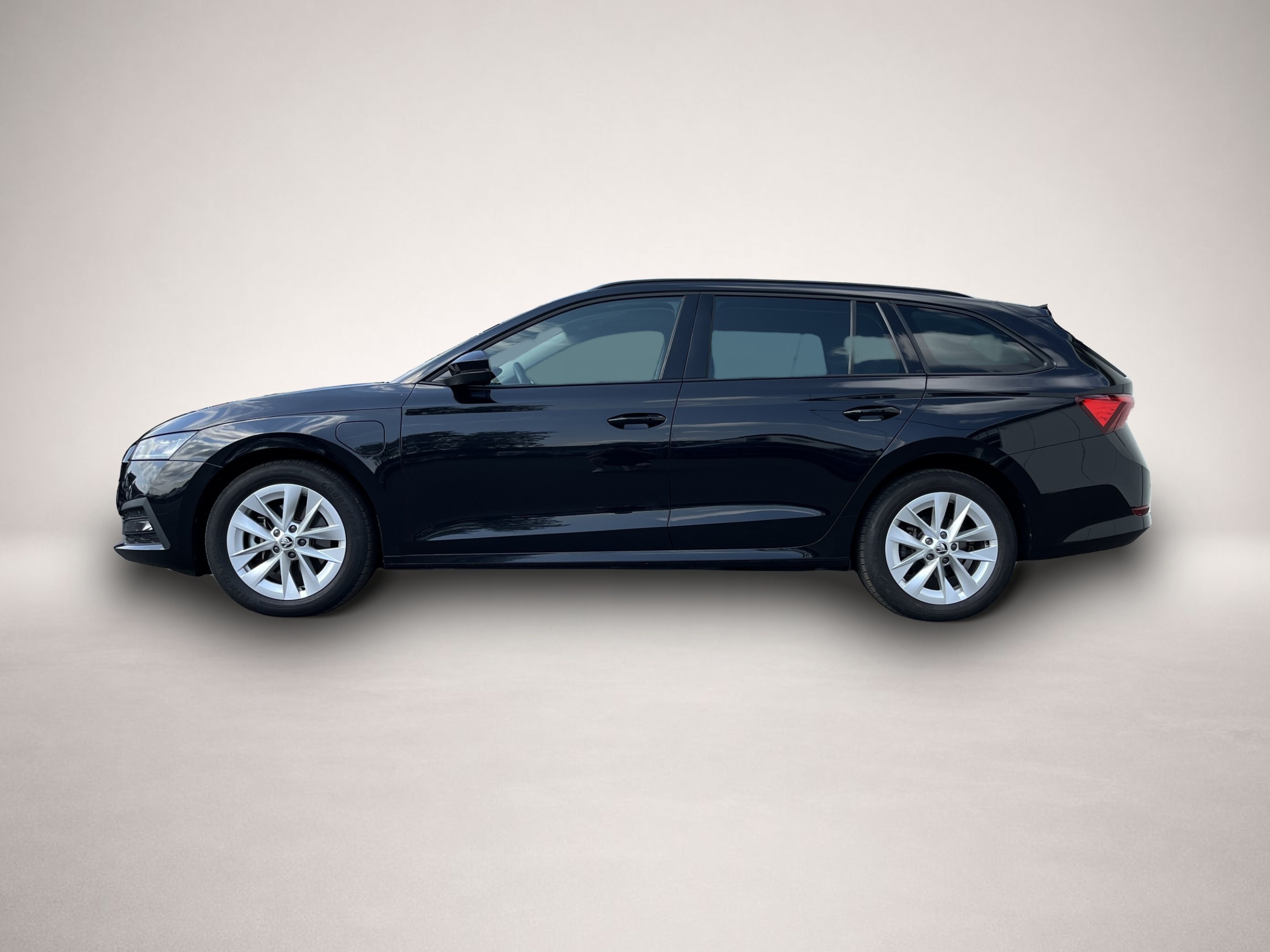 Bild 2 Skoda Octavia Combi 1.4 TSI e-Hybrid Ambition 156¤ m.2