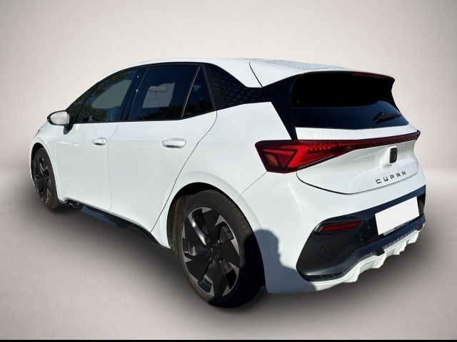 Bild 4 Cupra Born 2,49% HUD Navi Digitales Cockpit 360 Kamera