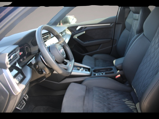 Bild 3 Audi RS3 RS 3 Sportback 2.5 TFSI quattro S-tronic Rückfah
