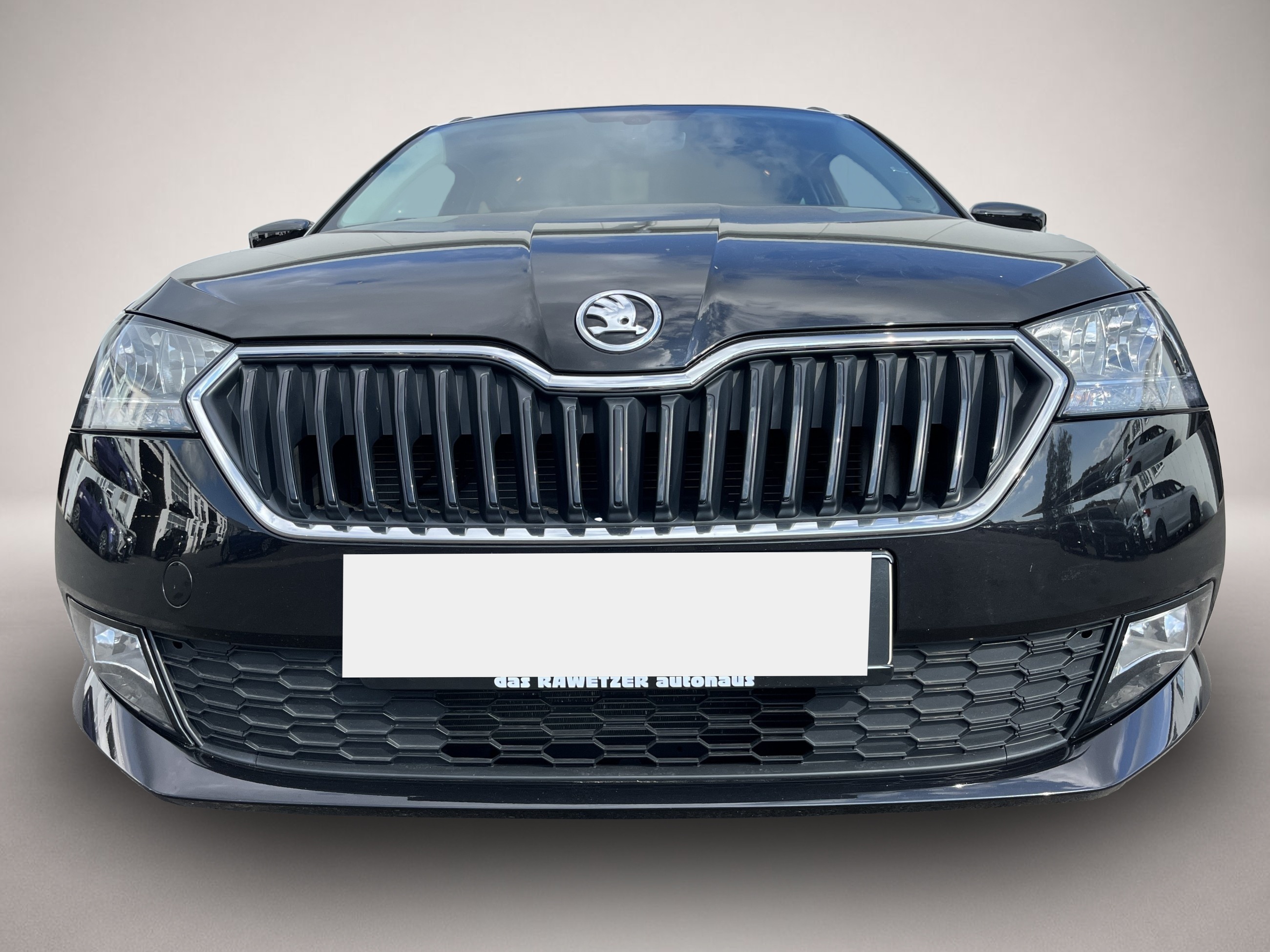 Bild 2 Skoda Fabia Combi 1.0 TSI Ambition 99¤ m.20% Anz. Navi