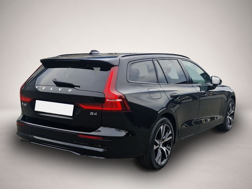 Fotografie Volvo V60 B4 B DKG Plus Dark Pano*Modelljahr 26